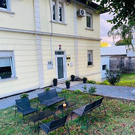 فندق Lemonwood House بوستوينا المظهر الخارجي الصورة