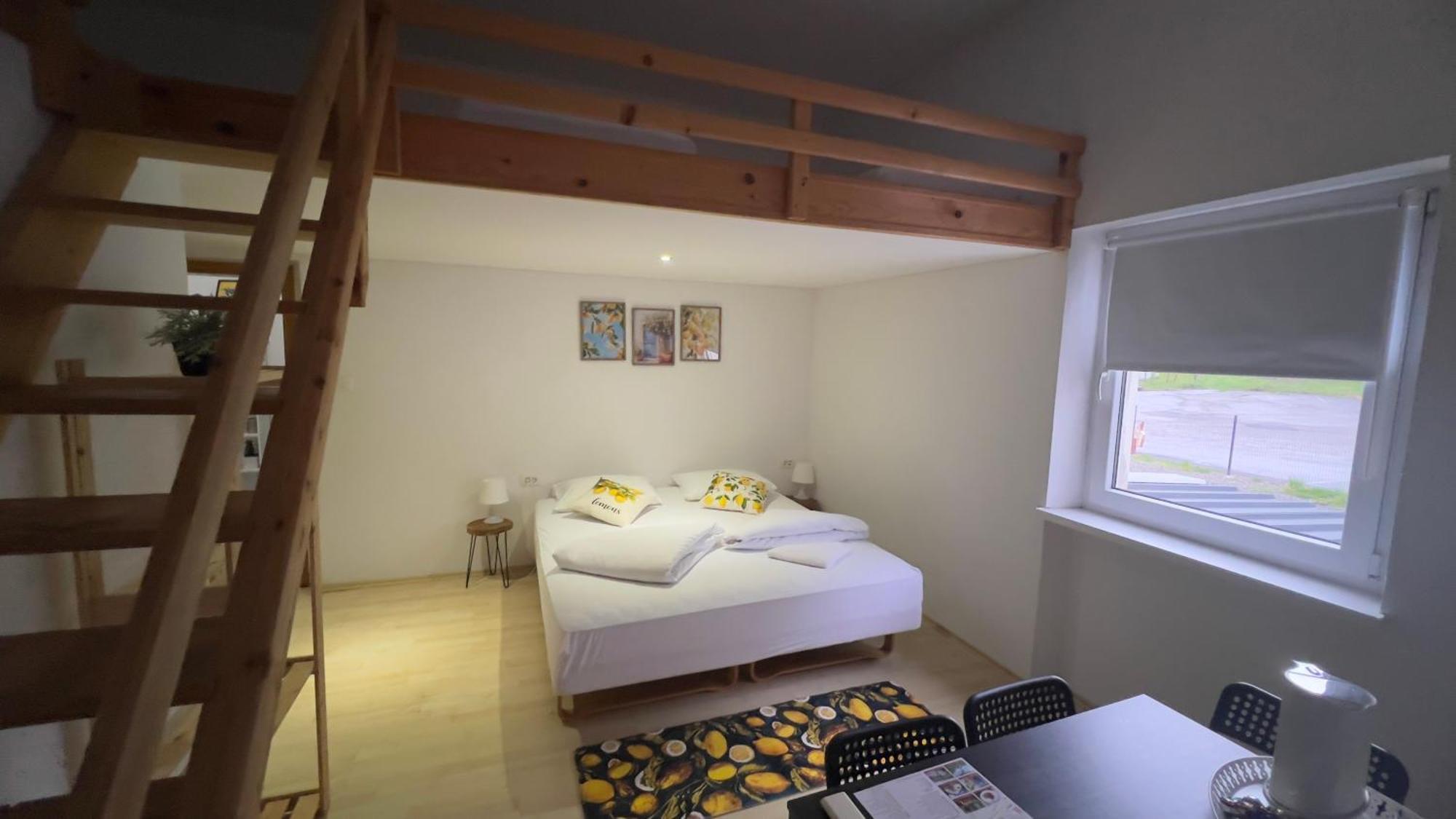 فندق Lemonwood House بوستوينا المظهر الخارجي الصورة